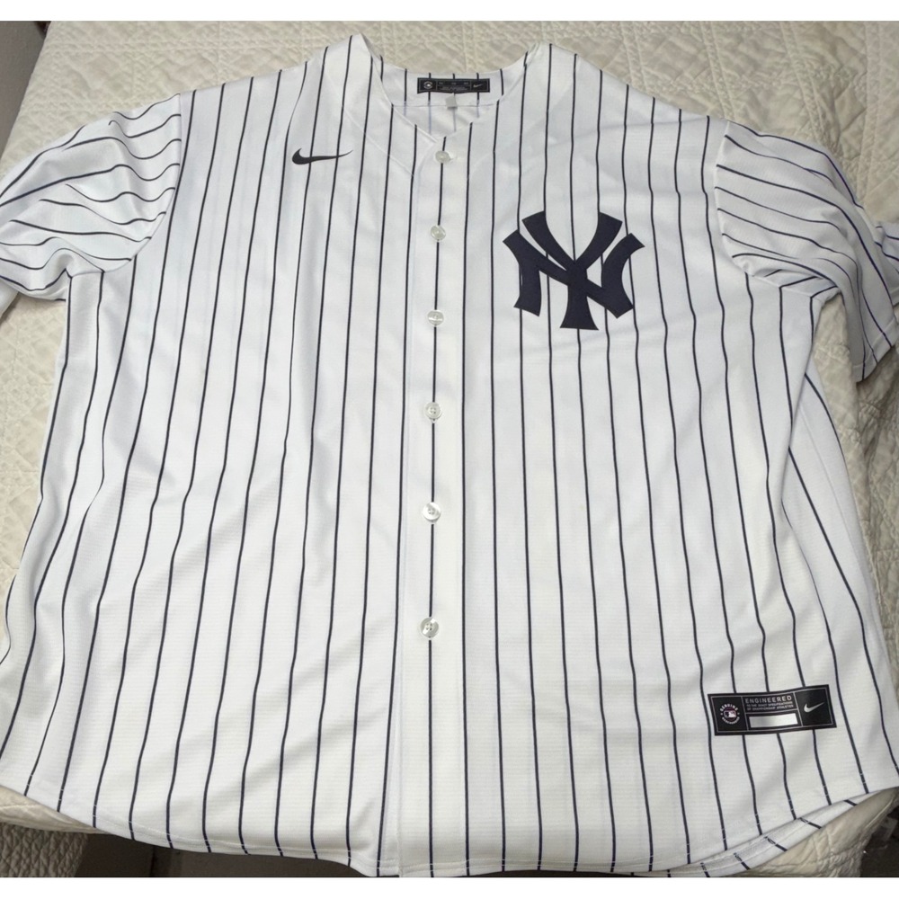 Nike New York Yankees Baseball Jersey Mens XXL White Pinstripe MLB Fan Gear